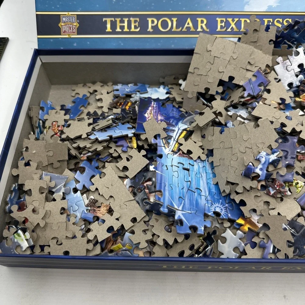 MasterPieces - The Polar Express Panoramic 1000‎ Piece Jigsaw Puzzle 39
